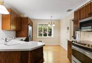 kitchen-eat-in