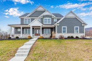 2 Blue Marlin Way, Mechanicsburg, PA 17050