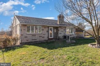 206 Tulane Rd, Hummelstown, PA 17036