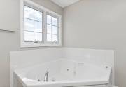 primary-bath-tub