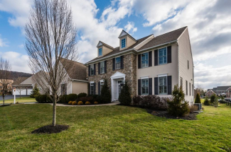 2375 Woodstream Way, Enola, PA 17025