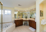 master_bathroom_1_of_1_-3